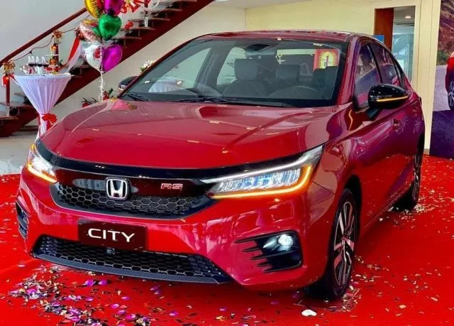 Có nên mua xe Ô tô Honda cũ, Xe hơi Honda đã qua sử dụng tại Việt Nam?